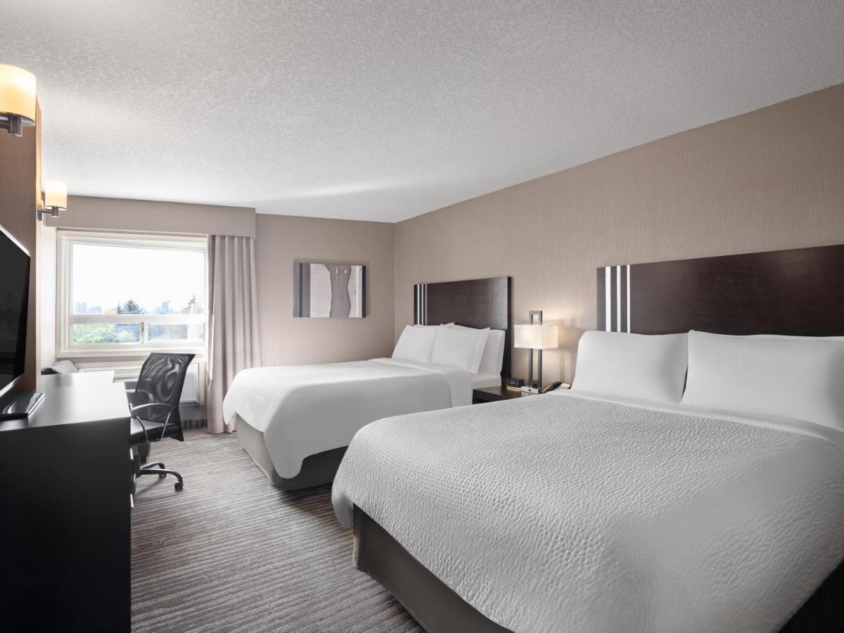 Holiday Inn Calgary Airport By Ihg Exteriör bild