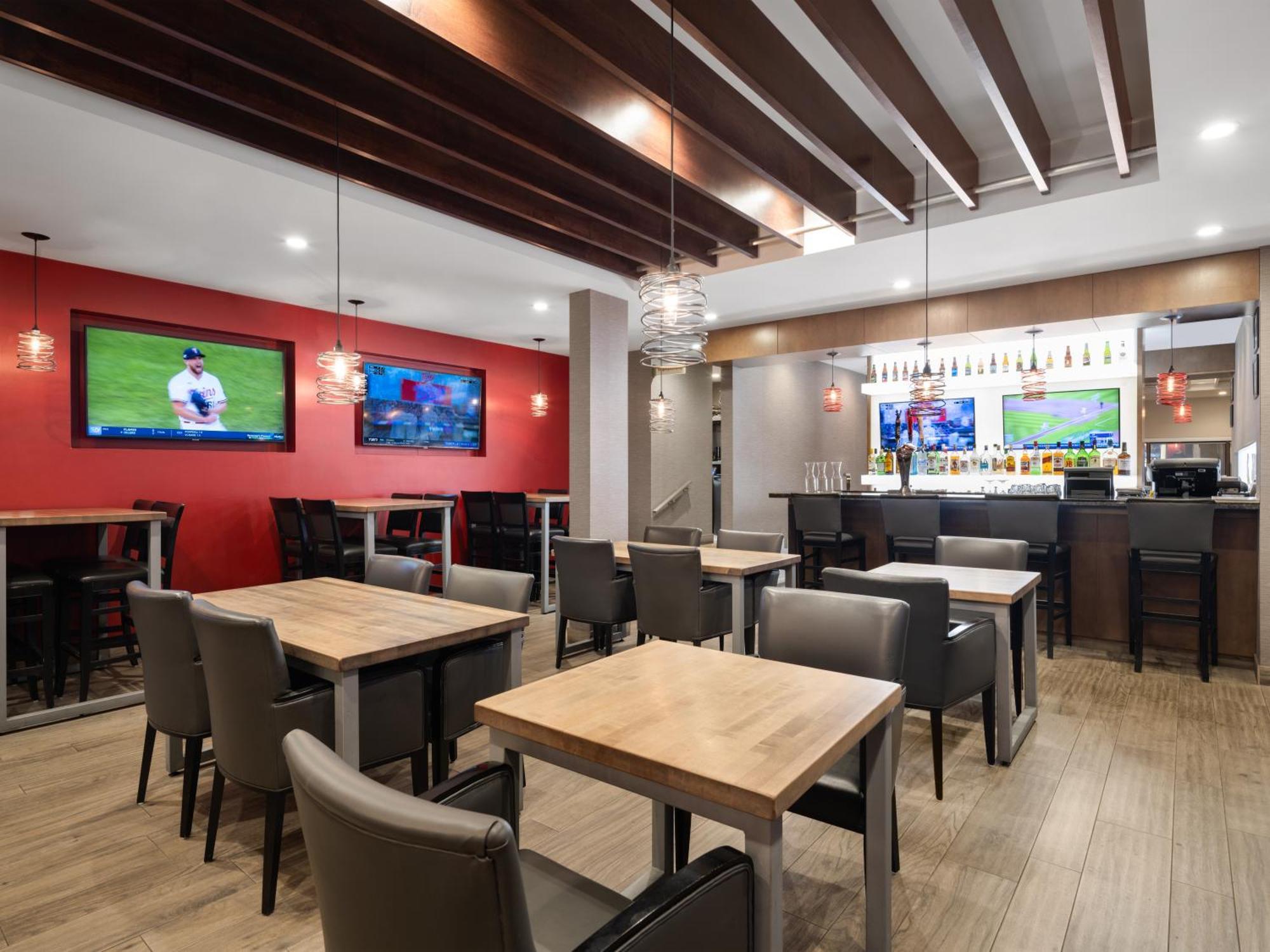 Holiday Inn Calgary Airport By Ihg Exteriör bild
