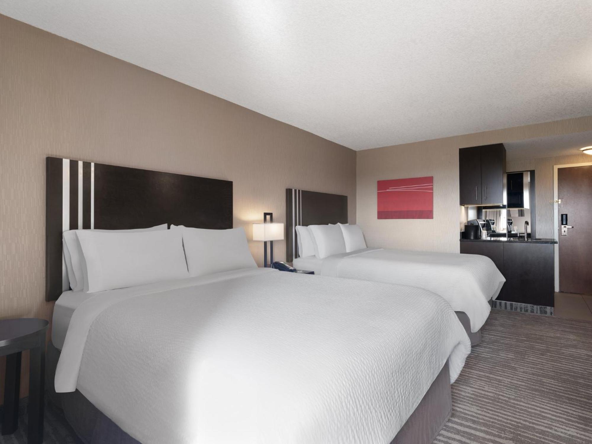 Holiday Inn Calgary Airport By Ihg Exteriör bild