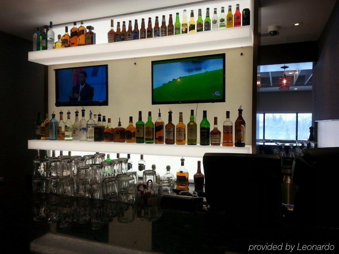 Holiday Inn Calgary Airport By Ihg Exteriör bild